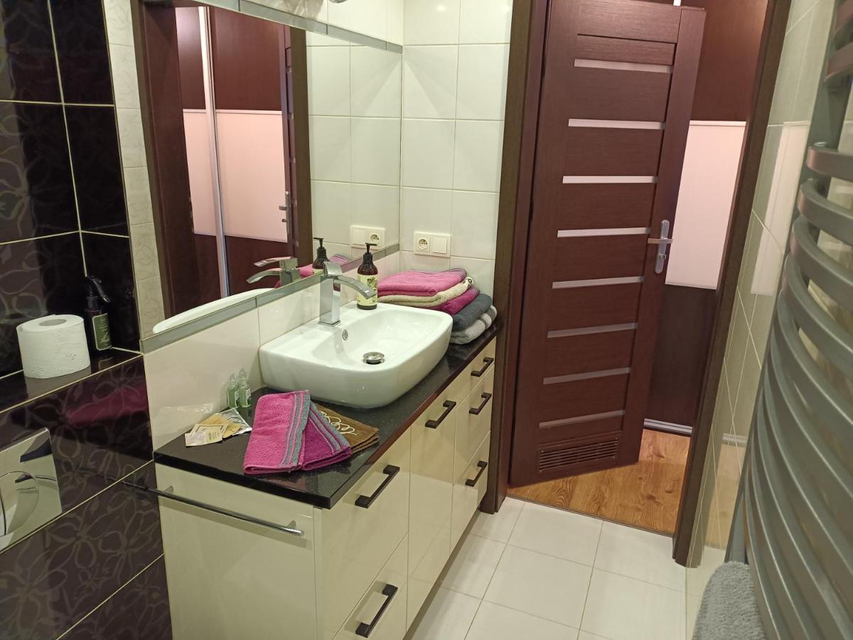 Apartament Centrum 64M2 Klimatyzacja Kędzierzyn-Koźle Exteriör bild
